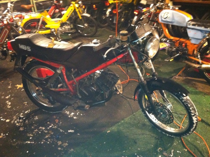 MBWOOOOOO - 1982 Honda MB-5
