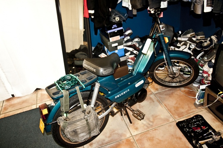 Poo-Joe Voguey Vogue - 1980 Peugeot Vogue SP