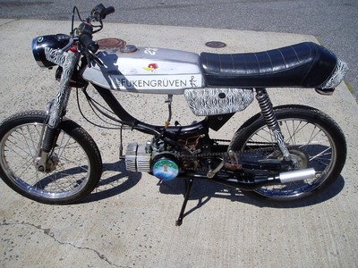 Zeped - 1978 Puch Magnum