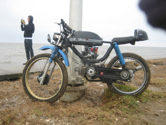 4 Dayz - a winter build. - 1978 Honda PA50 II
