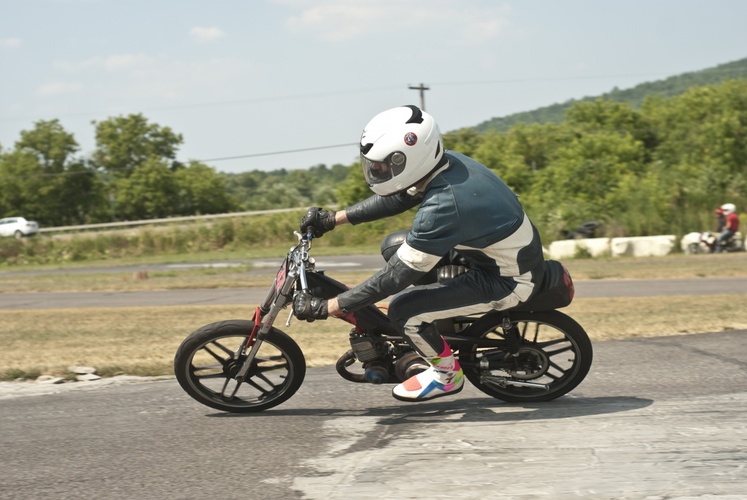 Rust Bucket (#33) - 1978 Motobecane 50V