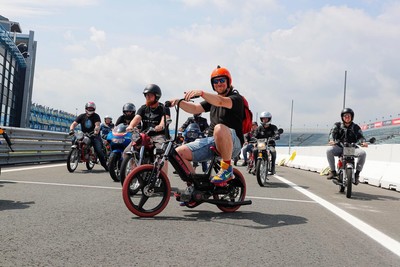 Bad Attitude - Nero - 1971 Puch Maxi