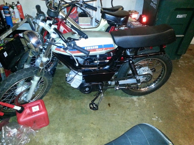 street thugstar -  Tomos Streetmate