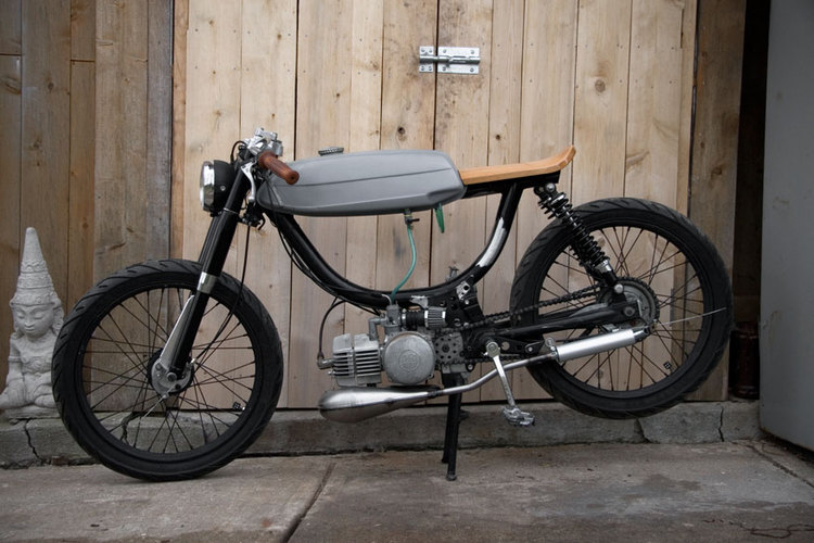 Good Vibrations. - 1980 Puch Magnum