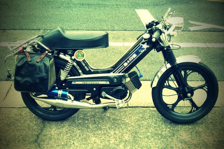 BLACK★ROCK SHOOTER - 1995 Tomos Classic I