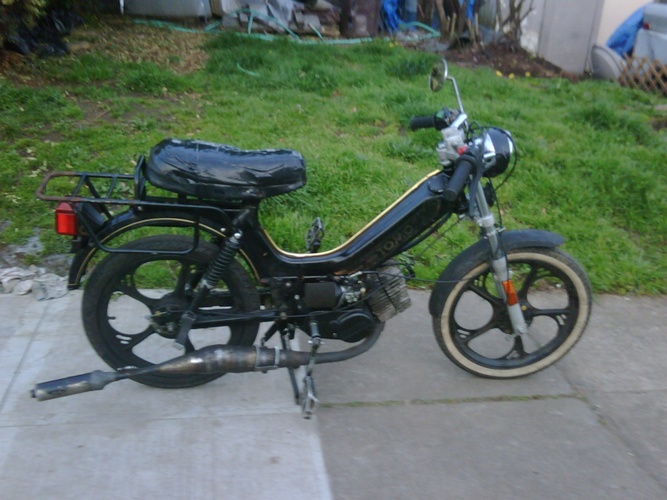 Joemos - 1990 Tomos A-3 Golden Bullet