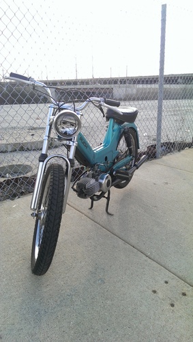 Turquoise Puch Maxi - 1977 Puch Maxi