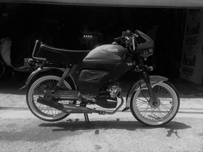 India Maria - 2002 Avanti Super Sport