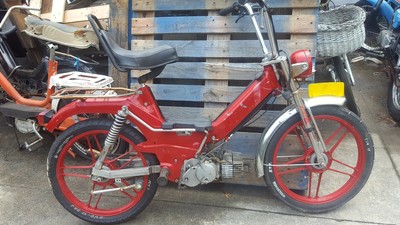 All red - 1977 Puch Maxi S