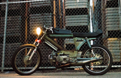 Liquid Medallion - 1978 Columbia Mediallion 2281