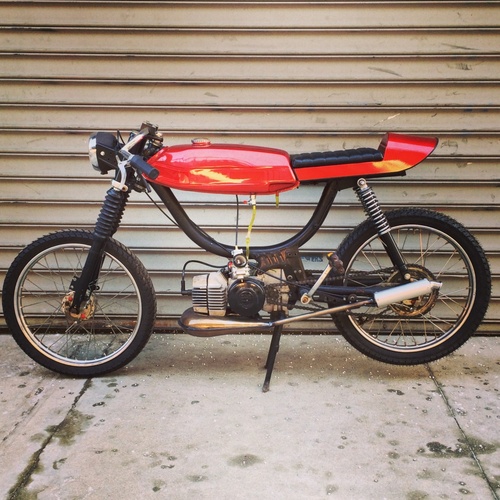 Cafe Magnum - 1980 Puch Magnum