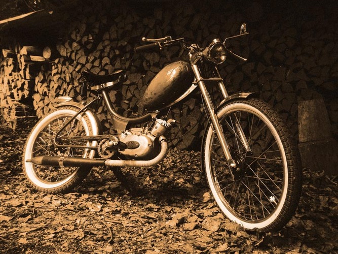 Sachs Glam Bobber 502 reloaded - 1978 Pony Yunior