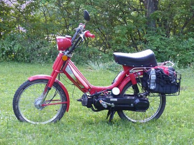 Red Hobbit - 1981 Honda PA50 II