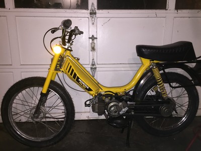 CampHobbit - 1979 Honda Hobbit