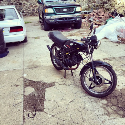 THE MB5 ONLY1300MILES - 1982 Honda MB-5