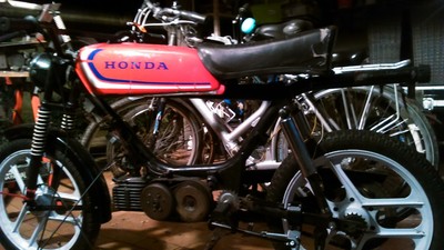 JAWA 210 Custom - 1989 Jawa Babetta