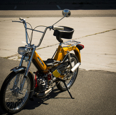 Citrus Yellow - 1976 Puch Maxi