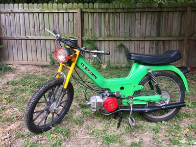 Good Vibes Maxi - 1976 Puch Maxi S