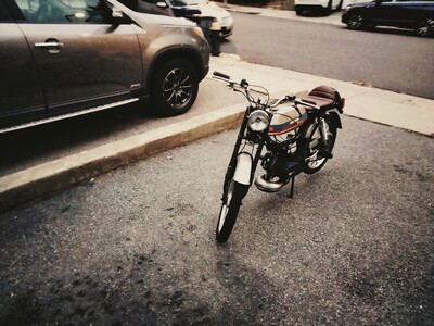Junkyard Peugeot Cafe - 1980  