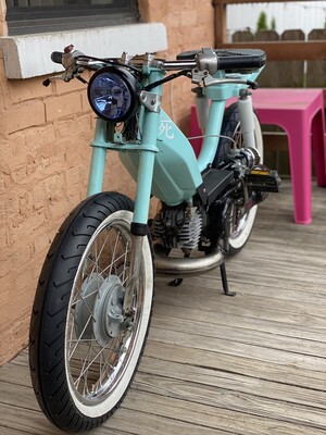 Blue hobbit - 1978 Honda PA50