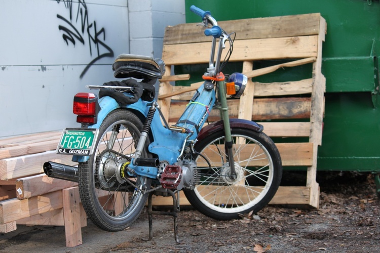 R. A. Guzman - 1977 Puch Maxi