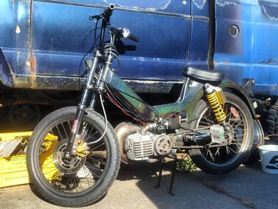 Sparkle Butt - 1978 Puch Newport II