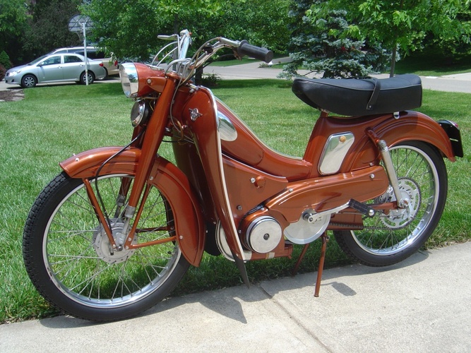 1959 AV 88 Motobecane - 1959 Motobecane Mobylette