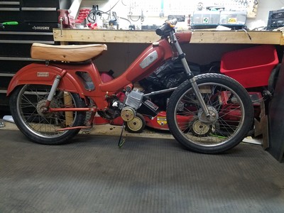 Le Coeur - 1963 Mobylette AV88