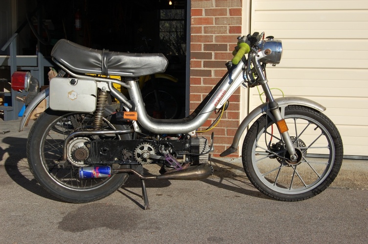 truckped 13' - 1978 Vespa Grande Deluxe