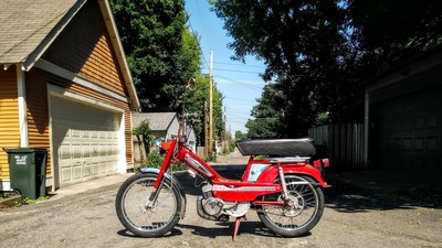 Red 50V - 1980 Motobecane 50V