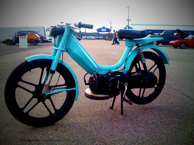 Hobbit racecar companion bike - 1979 Honda Hobbit