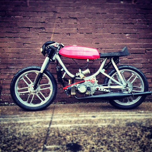 Stinky Pinky - 1980 Puch Magnum